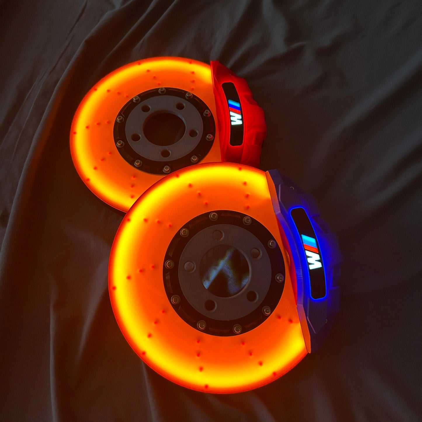Neonbrakes® lampa LED w kształcie tarczy hamulcowej
